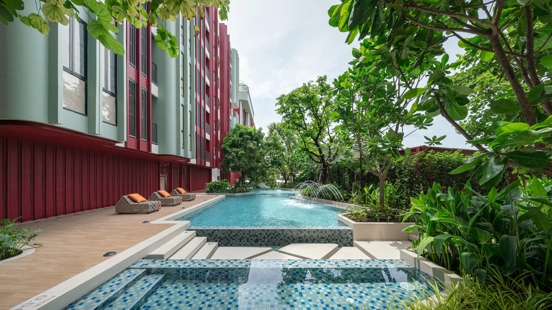 Thebase Bukit Phuket